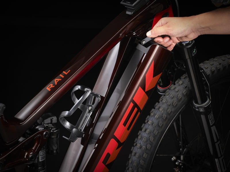 Trek mountain bike red and black deals