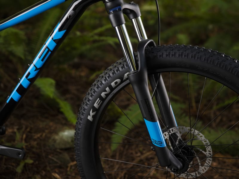 Trek roscoe 6 2019 mountain bike clearance