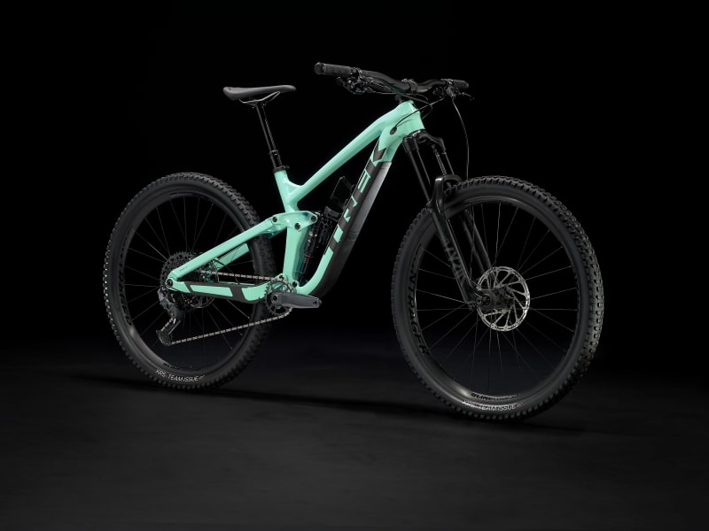 Trek 6800 mountain bike on sale