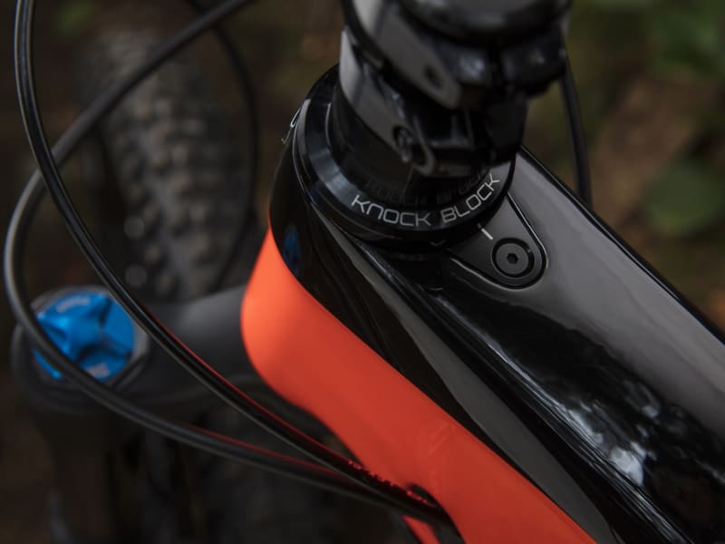 Slash 9.8 Trek Bikes