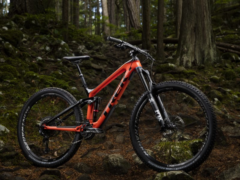 Trek slash 9.8 sales 2018 specs