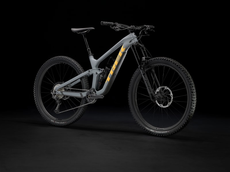 Trek 2025 slash 9.8