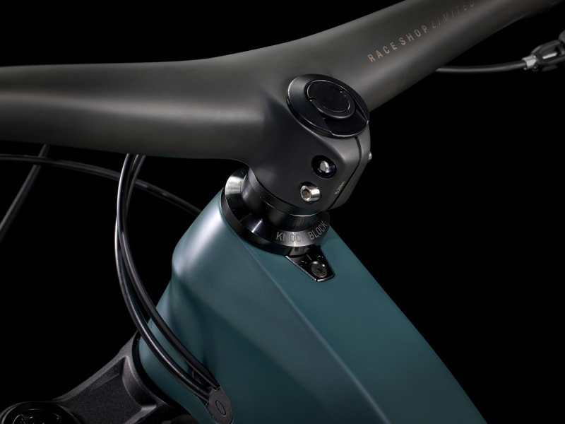 Slash 9.9 xtr hot sale