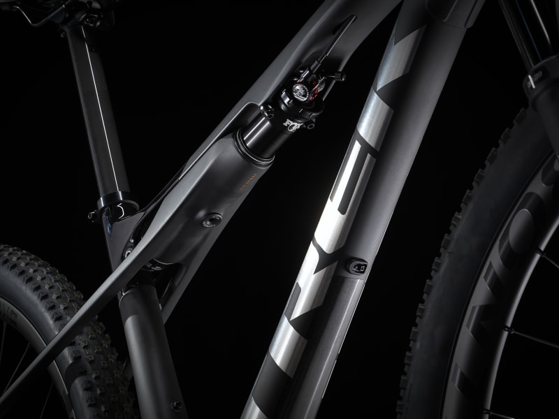 Trek supercaliber 9.8 gx 2021 top
