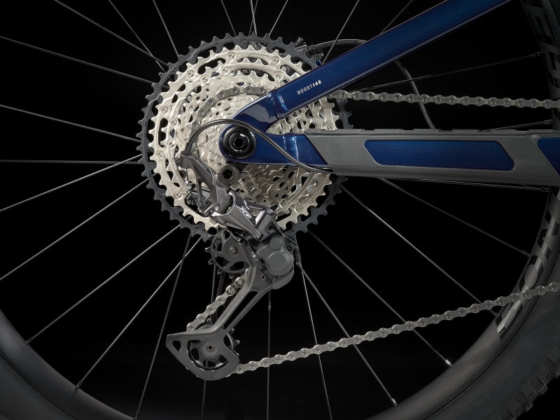 Trek top best sale fuel 8 2019