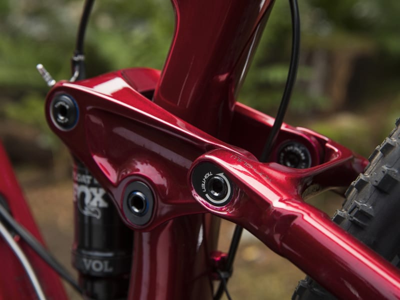 Trek top fuel 9.7 cheap rage red
