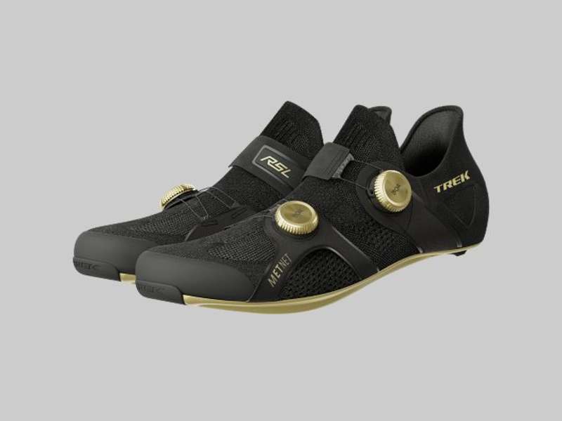 Gold cycling shoes clearance