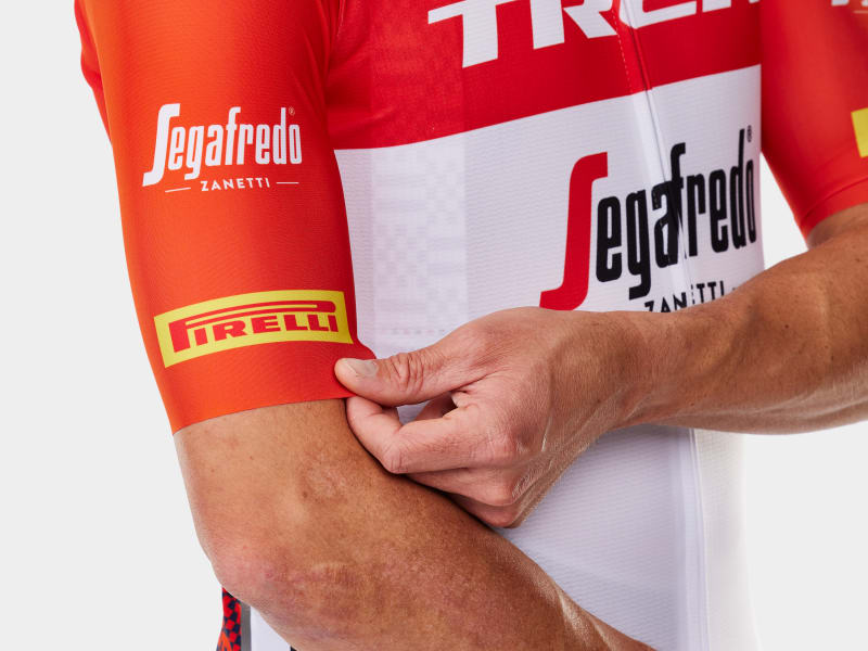 Trek segafredo kleding hotsell