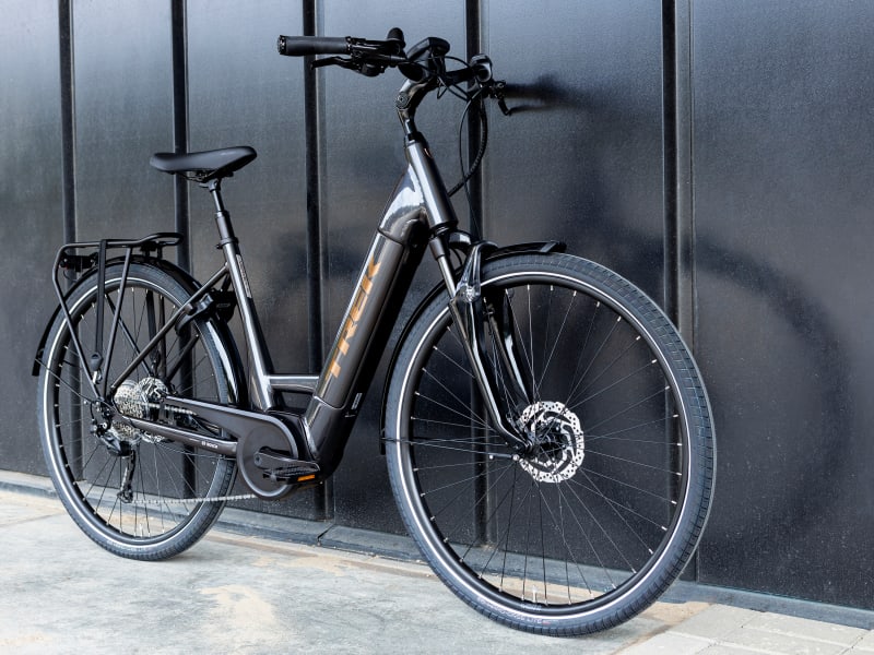 Verve 4 Lowstep Trek Bikes IE