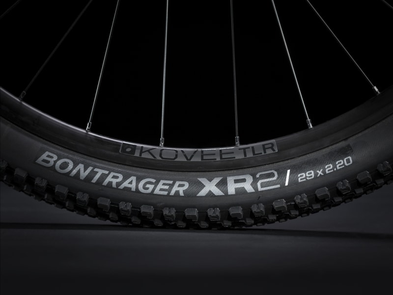 Bontrager 27.5 outlet x 2.20