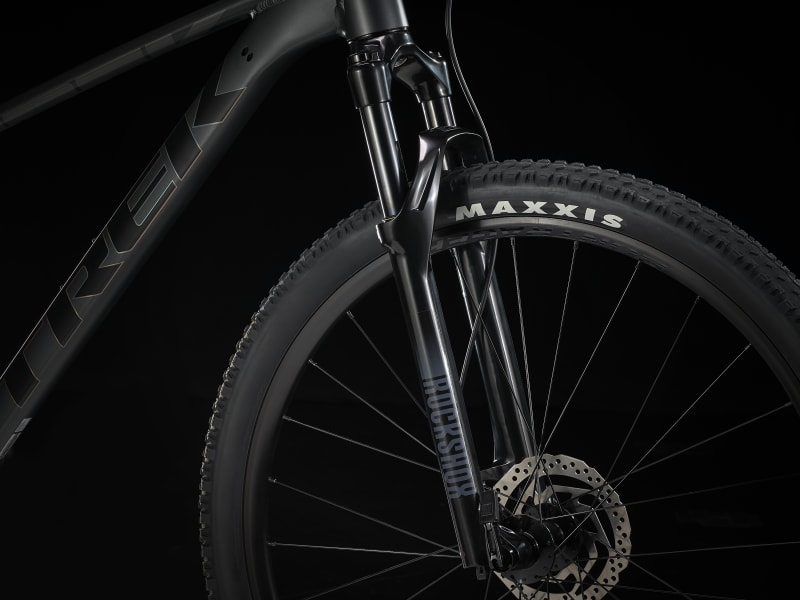 Trek x caliber 8 deals 2019 specs