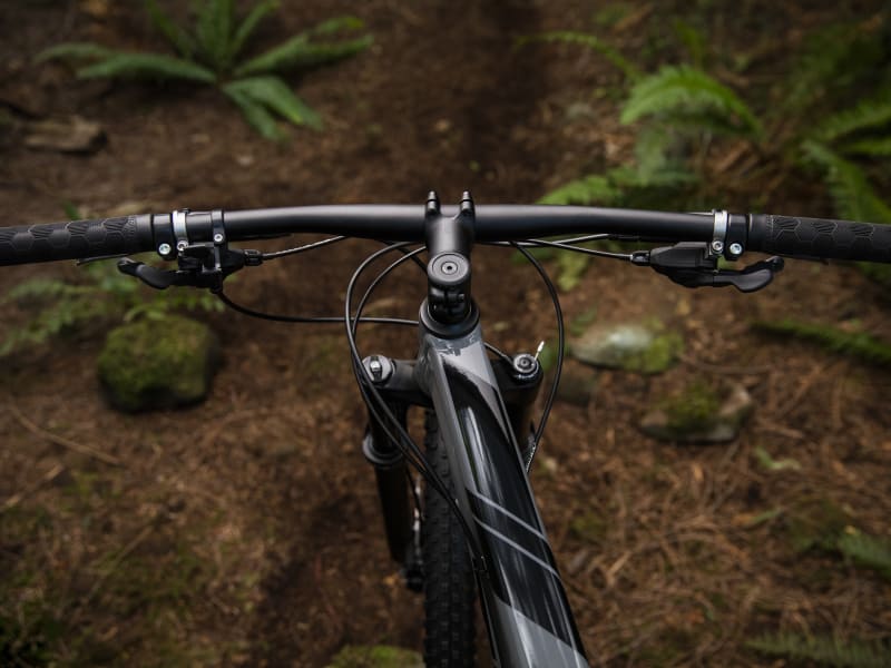 Trek x caliber 9 2019 deals specs