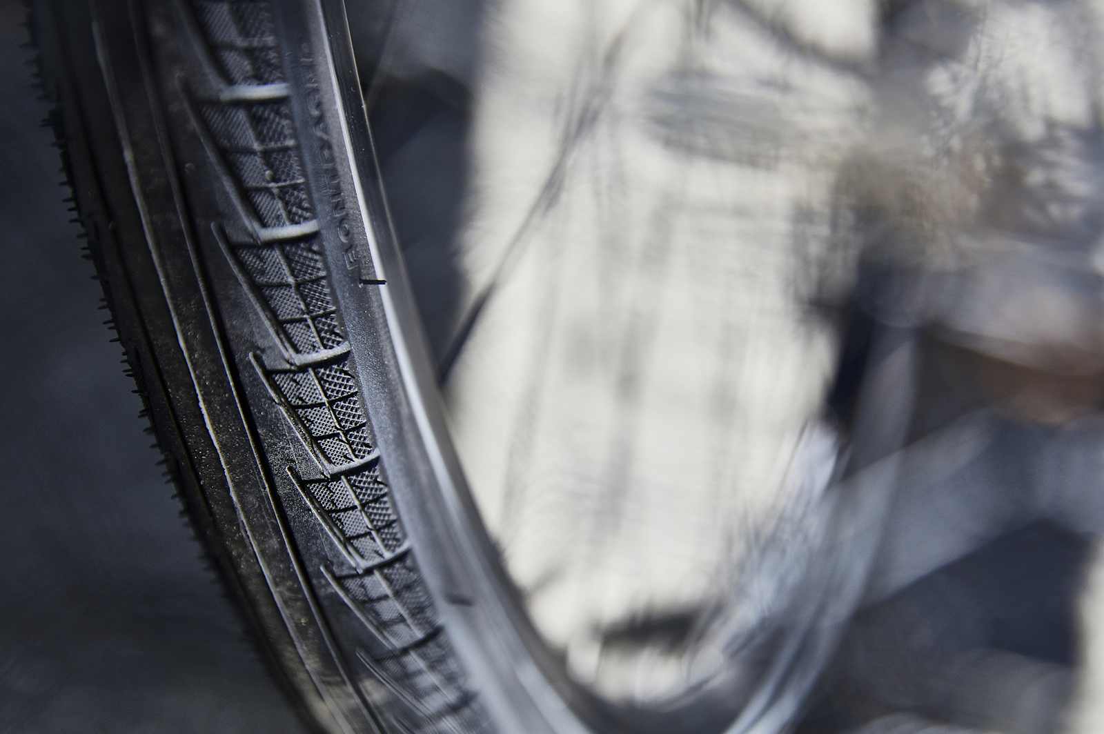 Bontrager E6 Hard-Case Lite