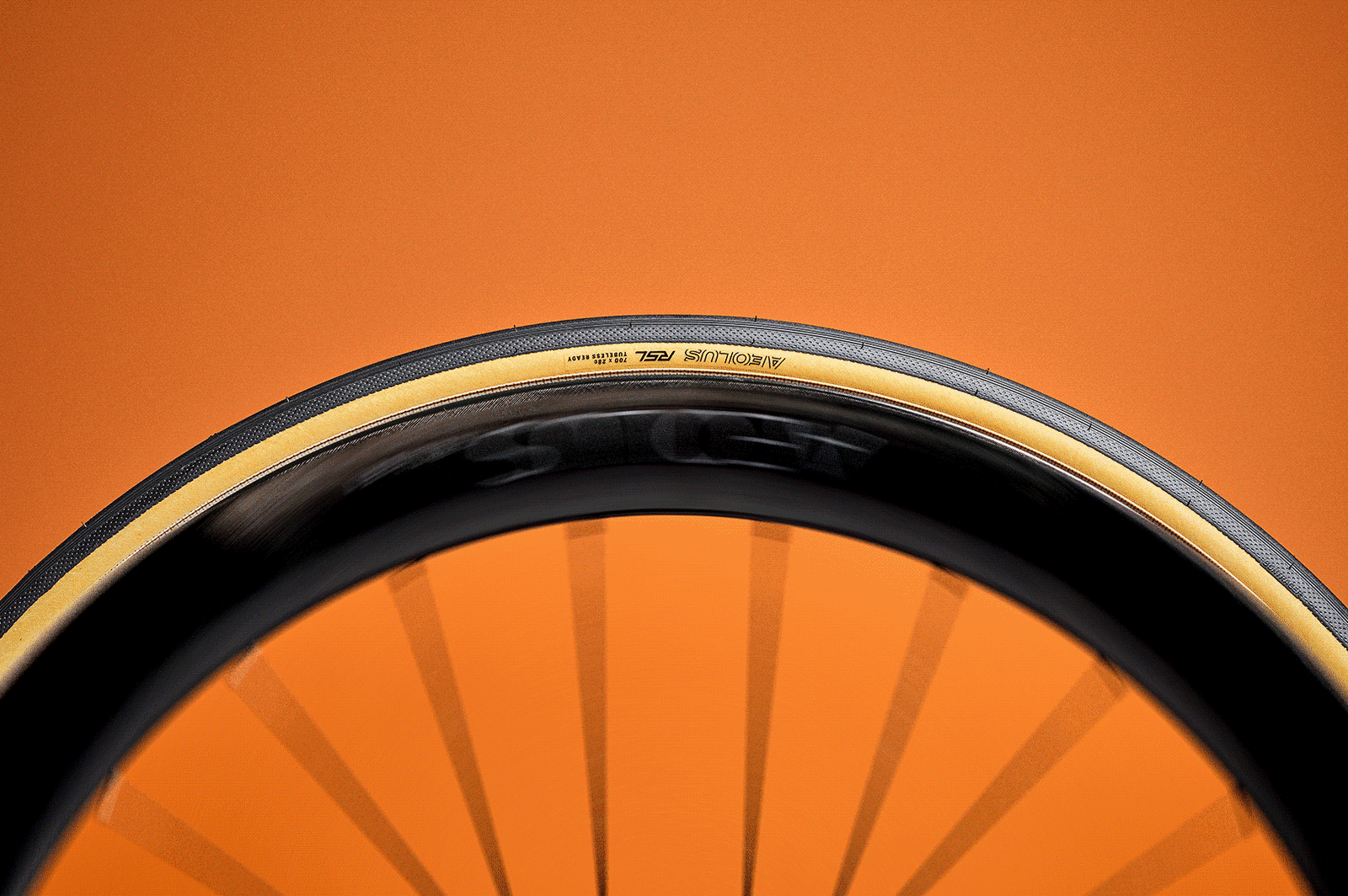 Bontrager R2 Hard-Case Lite