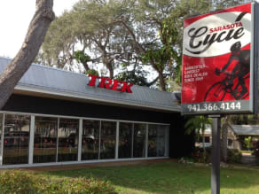 Trek store locations sales