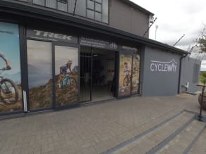 Trek discount flagship store
