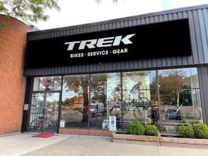 Trek bike store hours outlet