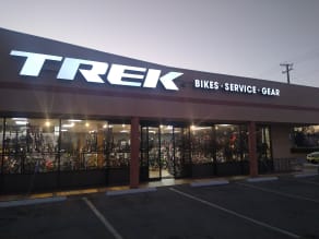 Trek bicycle store locations clearance