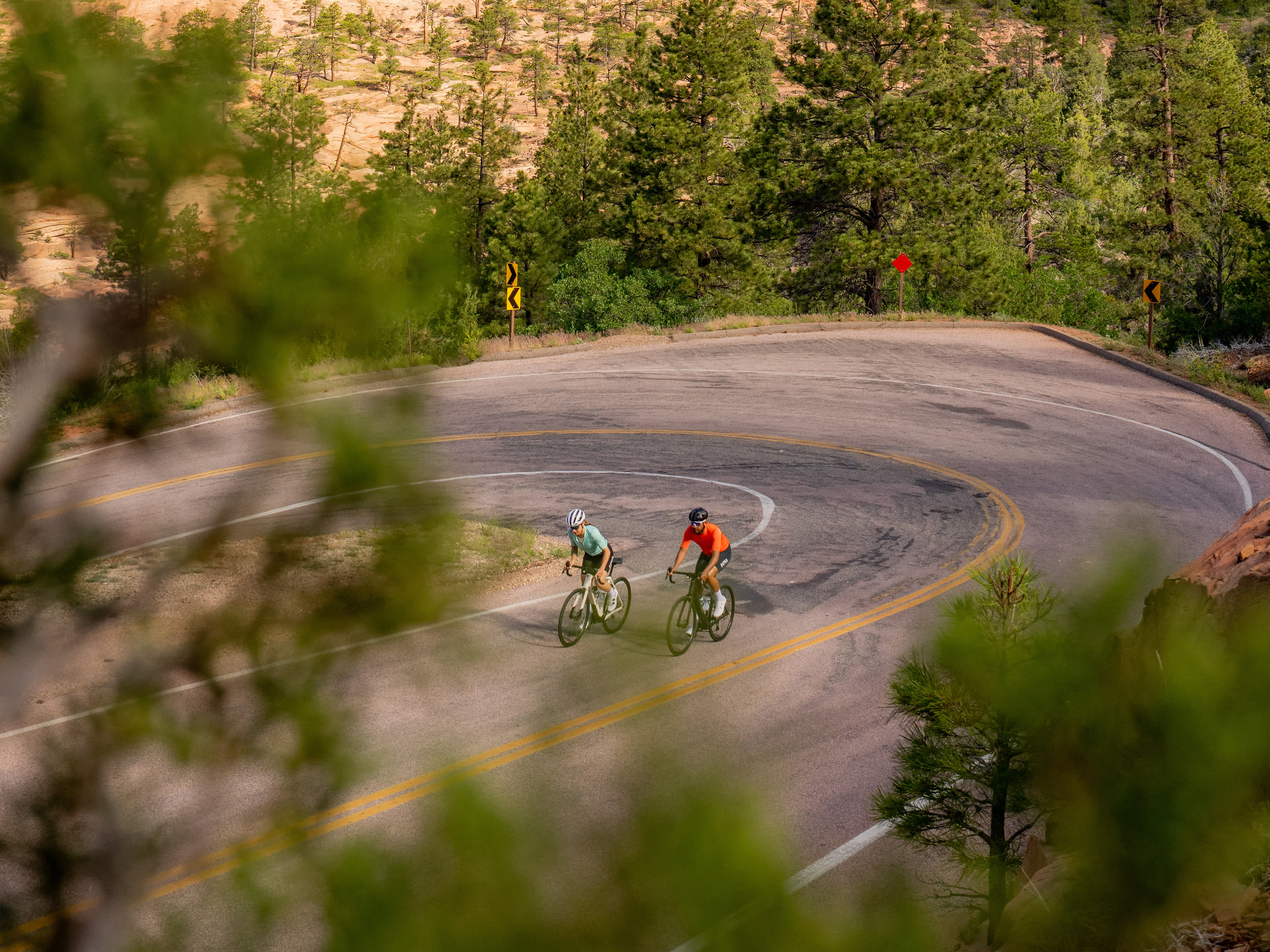 2026 Domane+ ALR 5 Electric Road Bike banner 6