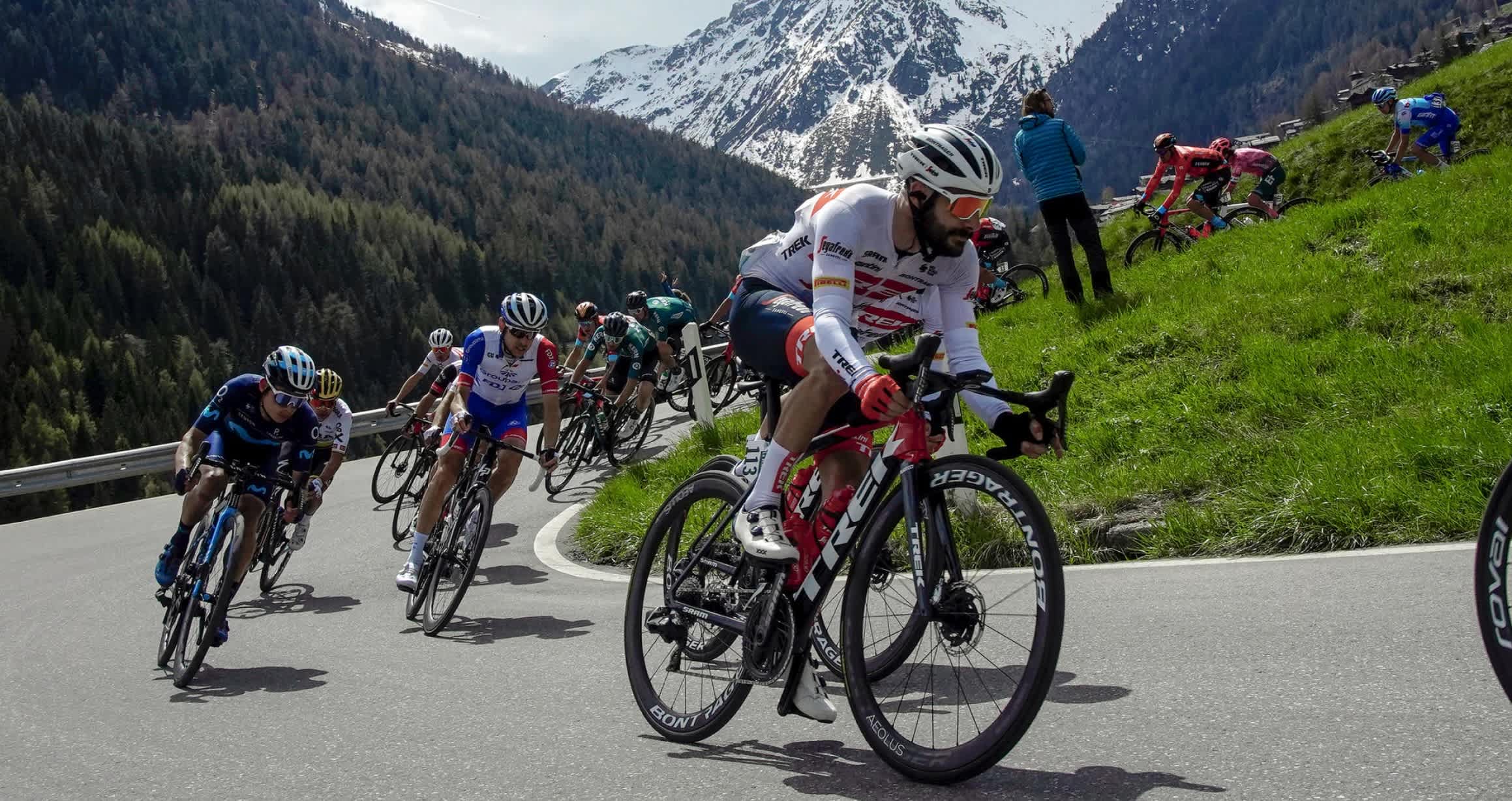 2024 Émonda SLR Disc Road Frameset banner 3