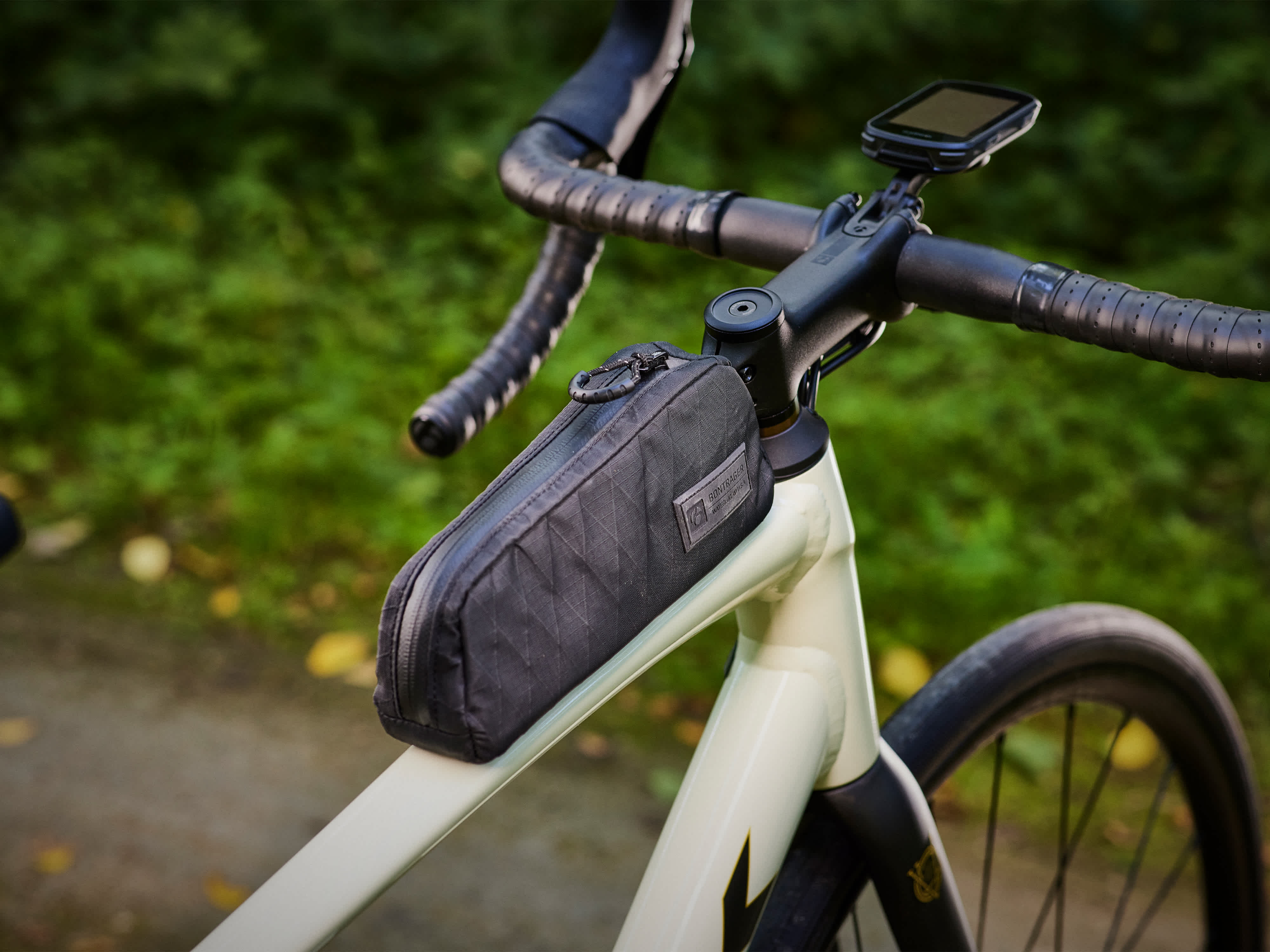 2026 Domane AL 4 Gen 4 Road Bike banner 4