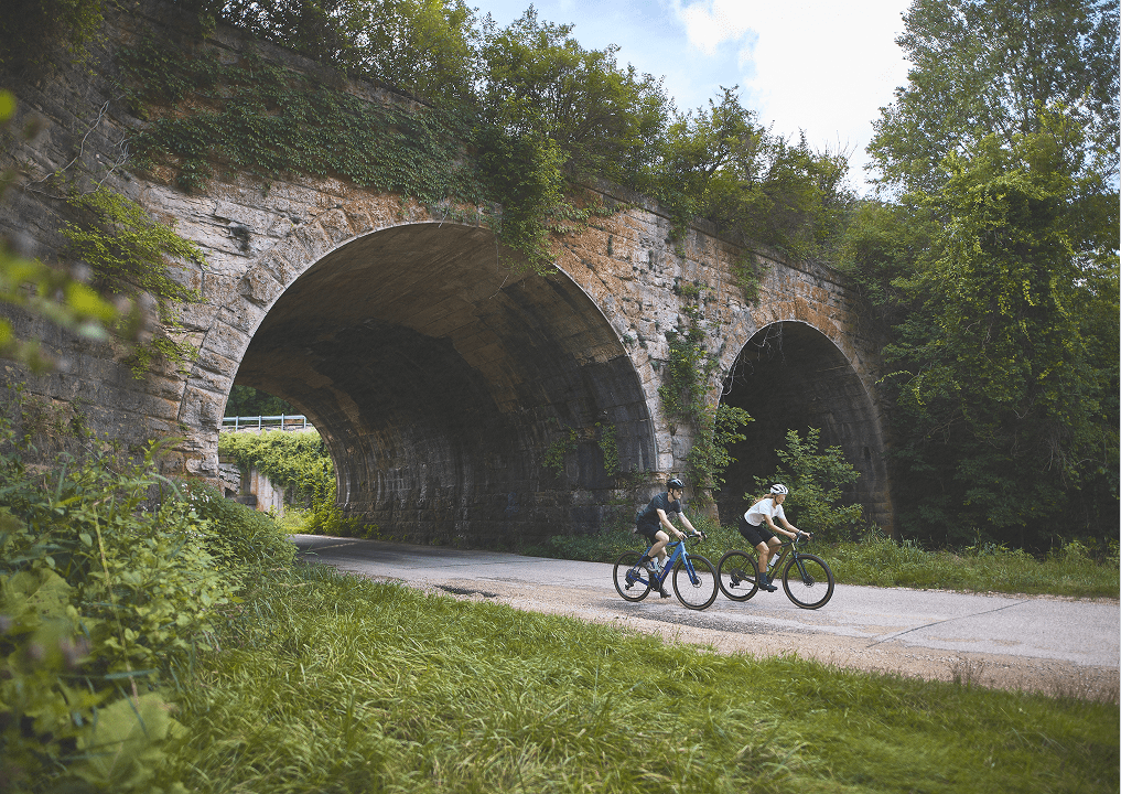 2026 Checkpoint+ SL 6 AXS Electric Road Bike banner 1