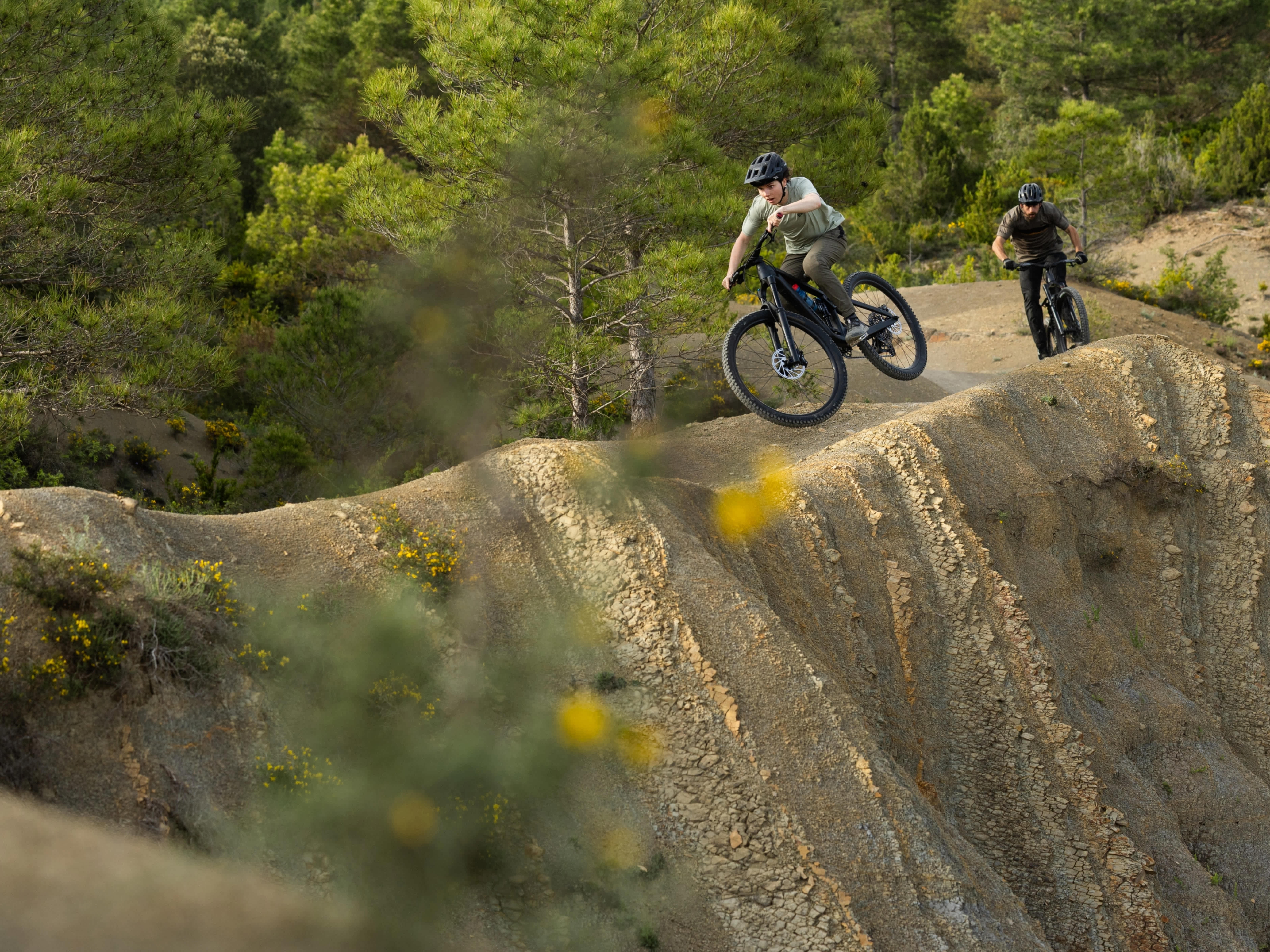 2026 Fuel EX 9.9 X0 AXS Gen 7 Full Suspension Mountain Bike banner 4