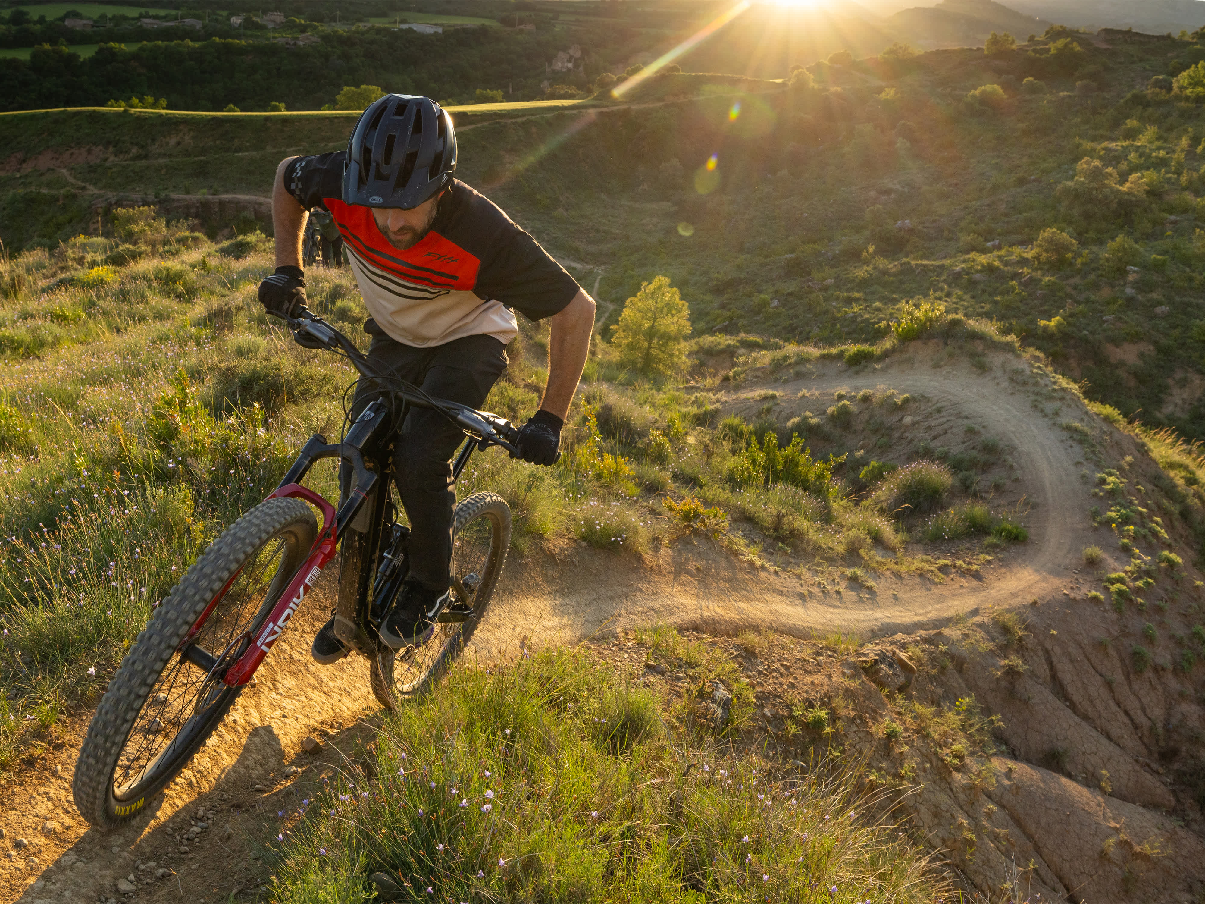 2026 Fuel+ EX 5 Gen 2 Full Suspension Electric Mountain Bike banner 3