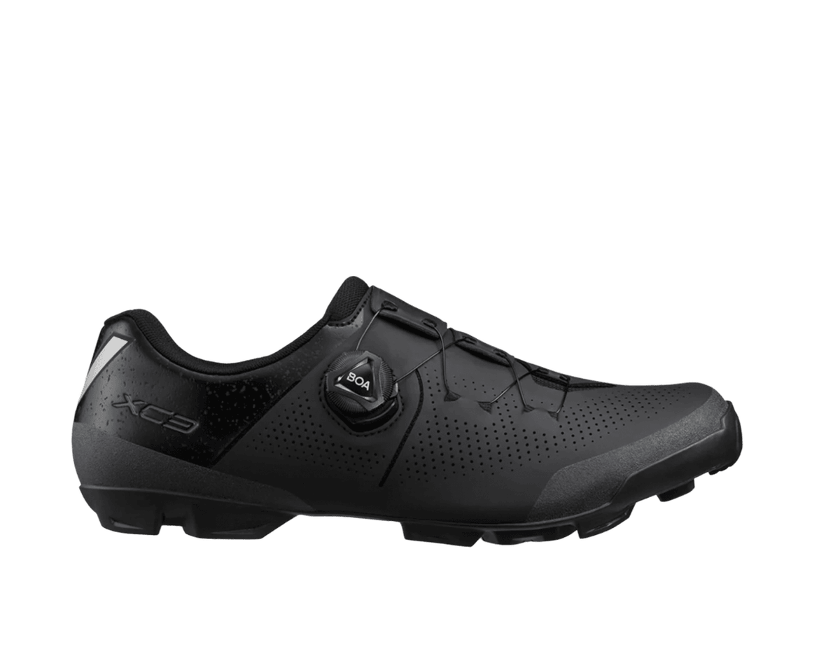 Black Shimano XC302 mountain bike shoe with a BOA dial