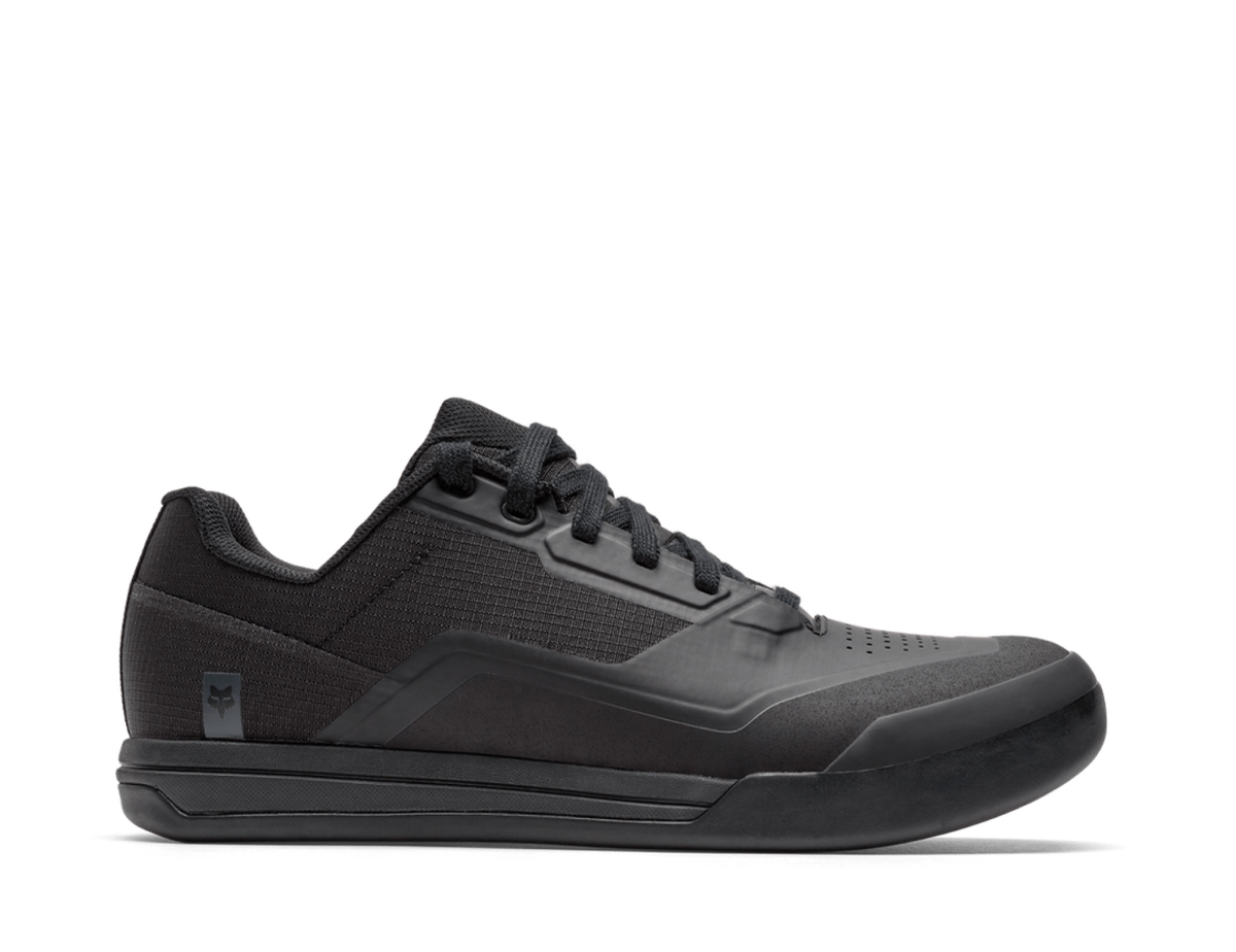 Black Fox Racing Union Flat mountain bike shoe with laces