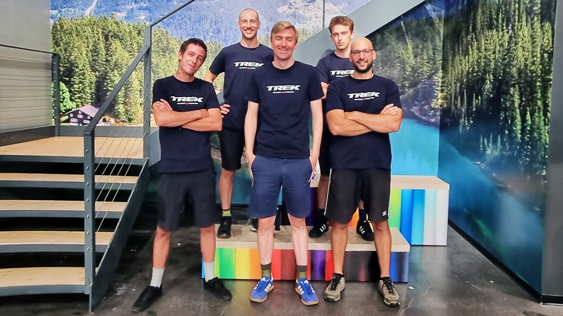 Trek dealer website online