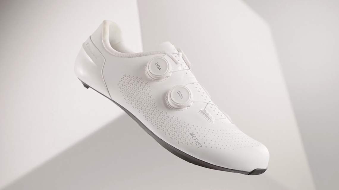 人気の SHIMANO ダイナミックパフォーマンスシューズ41E(25.5〜26サイズ ウェア