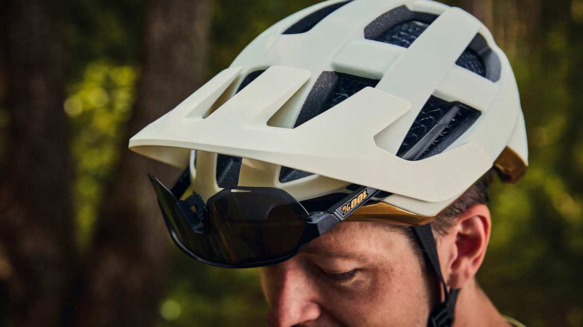 Trek Quantum WaveCel Mountain Bike Helmet Trek Bikes