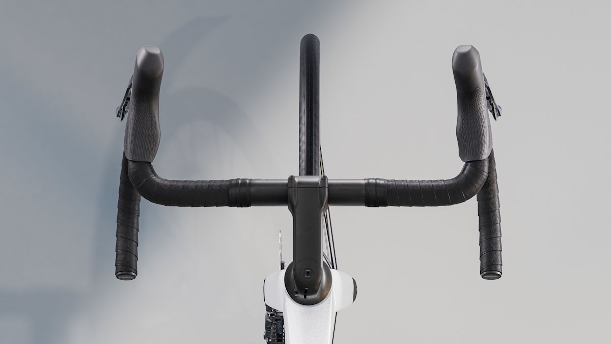 Adjustable aero cockpit