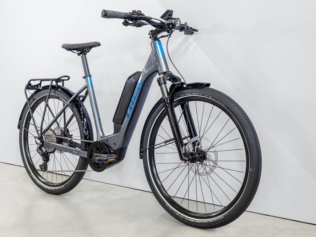 Trek allant deals hybrid bike