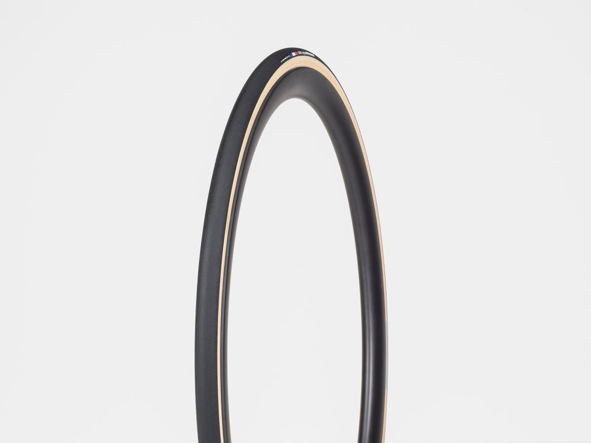 Bontrager R4 320 Handmade Clincher Road Tire - Trek Bikes