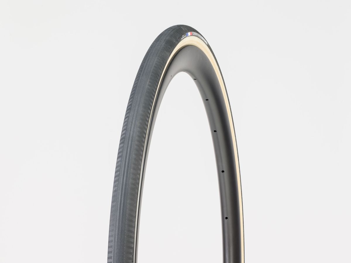 Bontrager R4 Classics Hard-Case Lite Road Tire