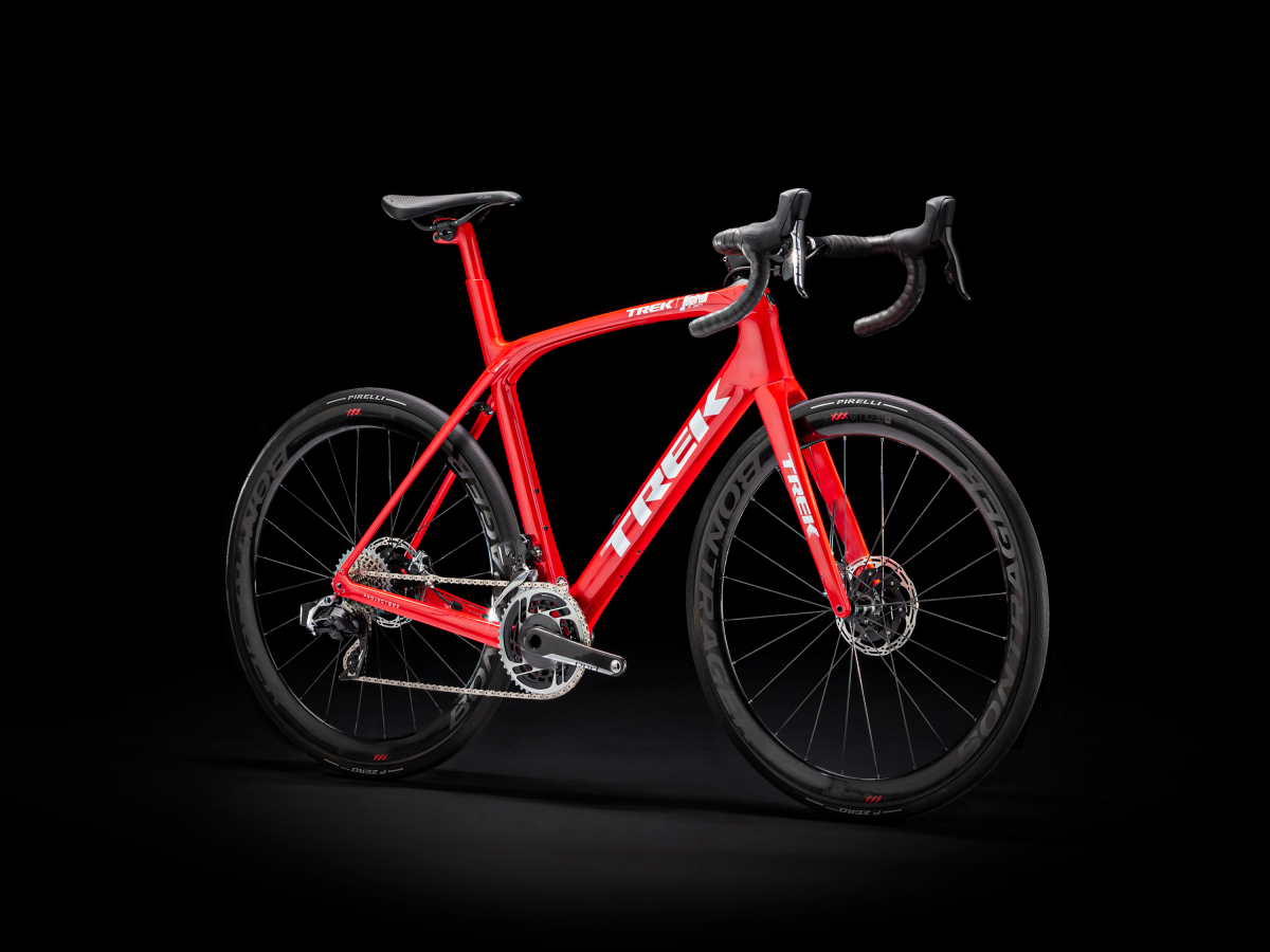 Trek domane deals slr 9 etap