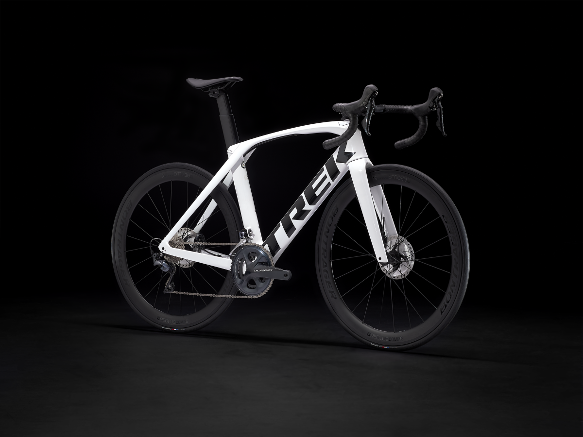 Trek madone sl 6 disc deals 2021