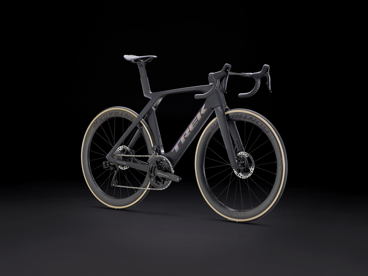 Bicicleta carretera carbono, marca Trek, modelo 2023-2024 Madone SLR 9 Gen  7. Color negro, rojo, azul, gris o marrón — onVeló cycling
