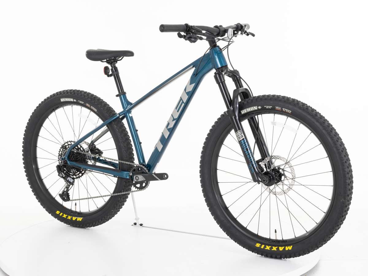 Roscoe 8 2021 Medium Trek Bikes