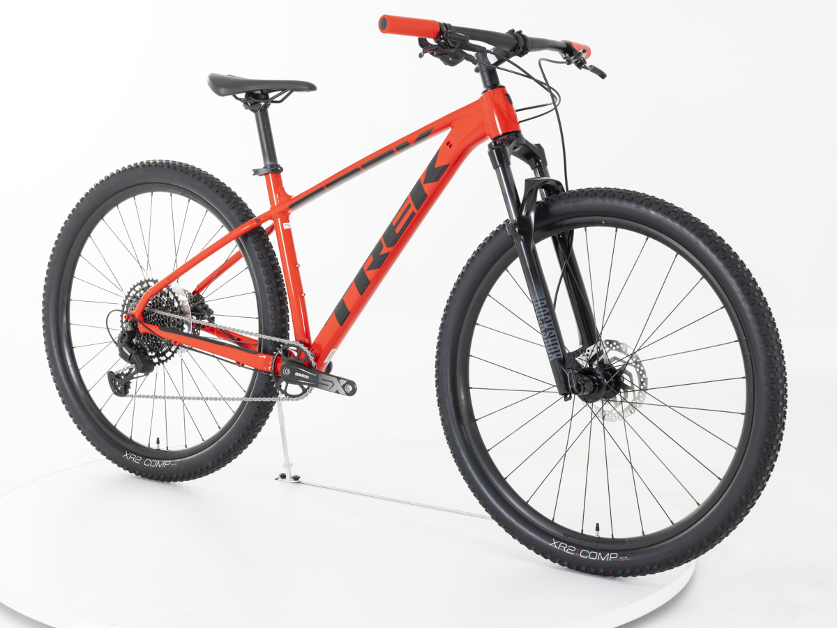 XCaliber 8 2021, Medium/Large Trek Bikes