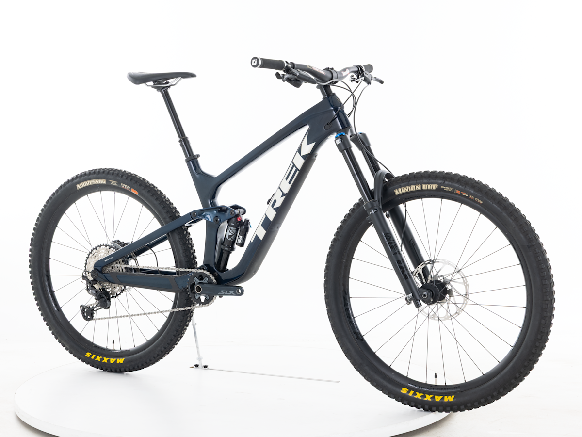 Slash 9.7 Gen 5 - 2023, Large - Trek Bikes