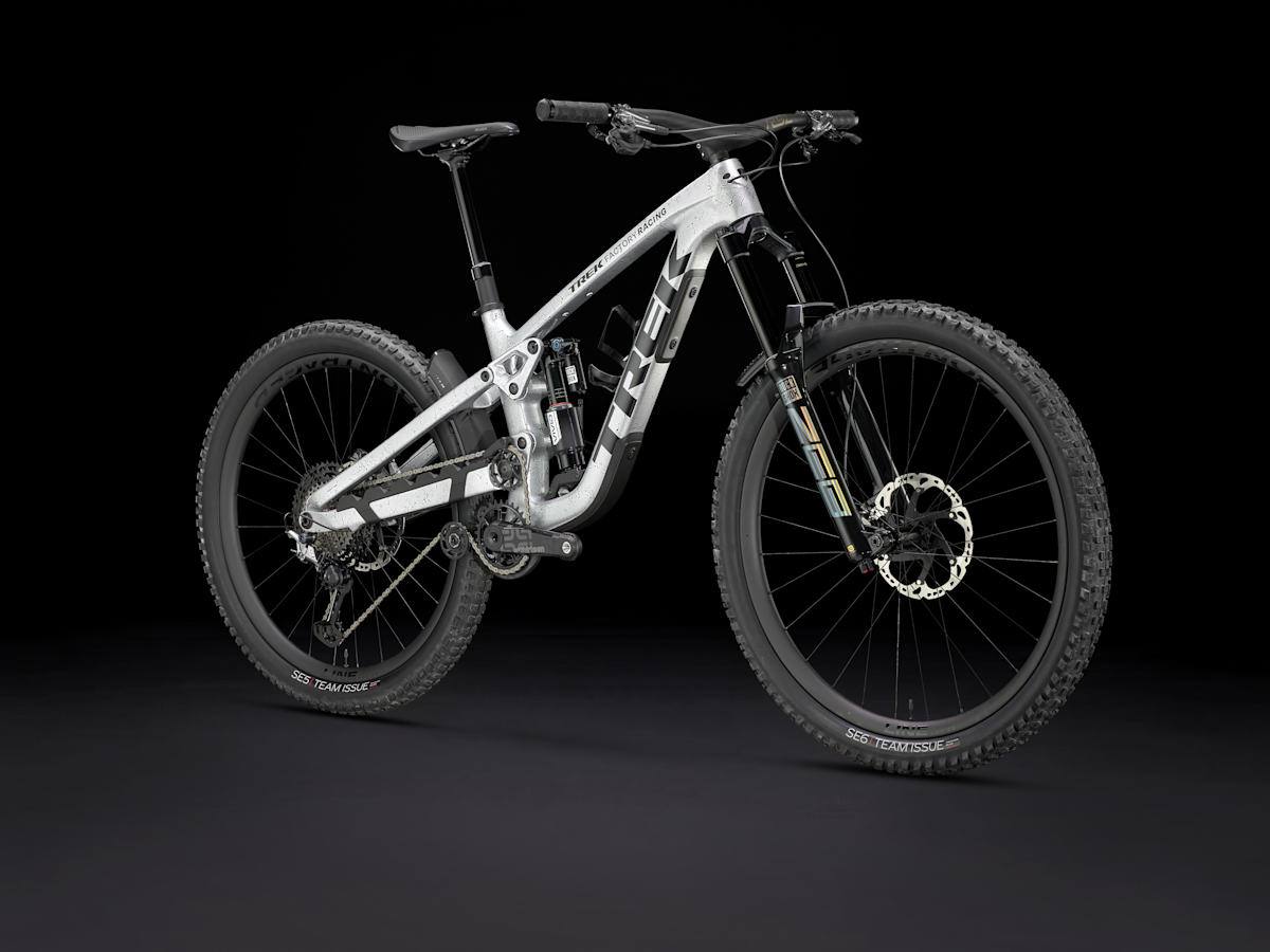 Slash 9.9 XTR 6ª Geração - Trek Bikes (BR)