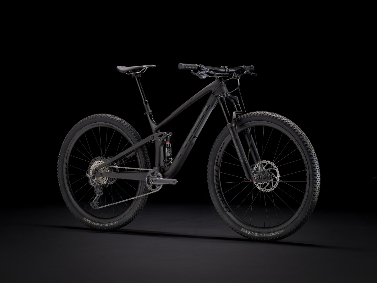 trek 9.8 carbon hardtail