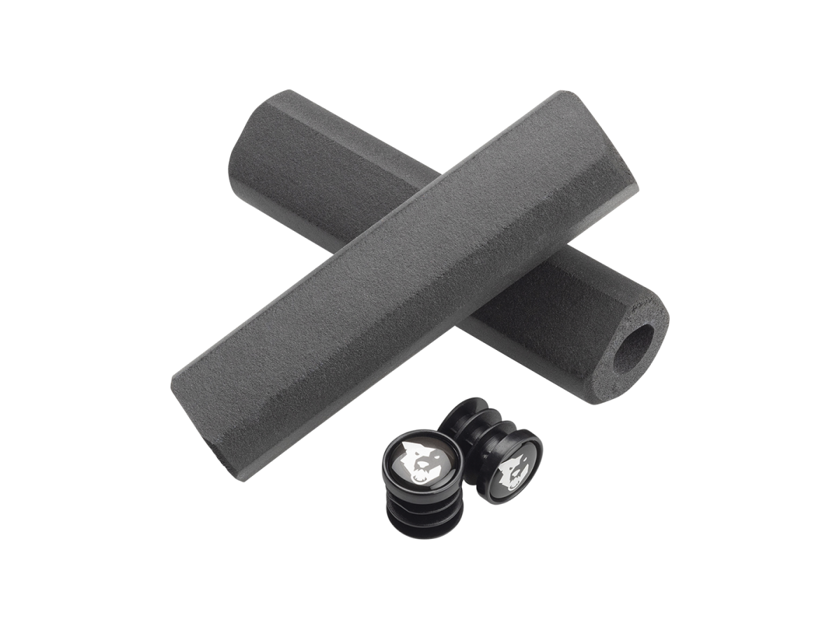 XC-Silicone Grip, Equipment