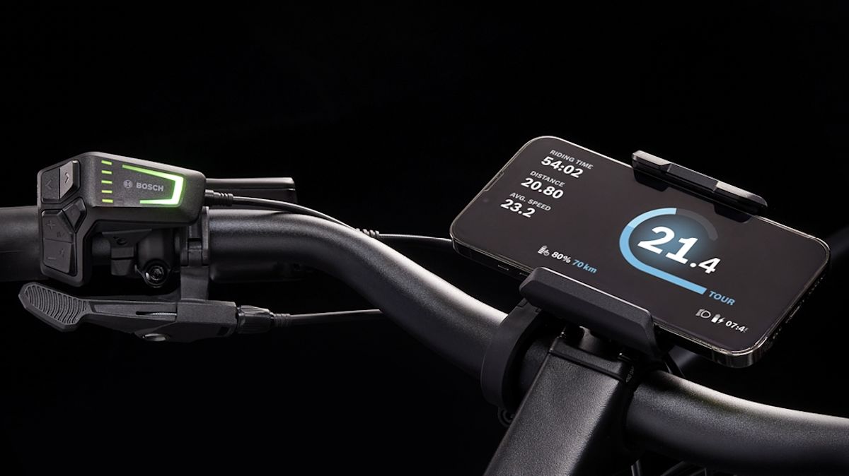 Convenient smartphone holder