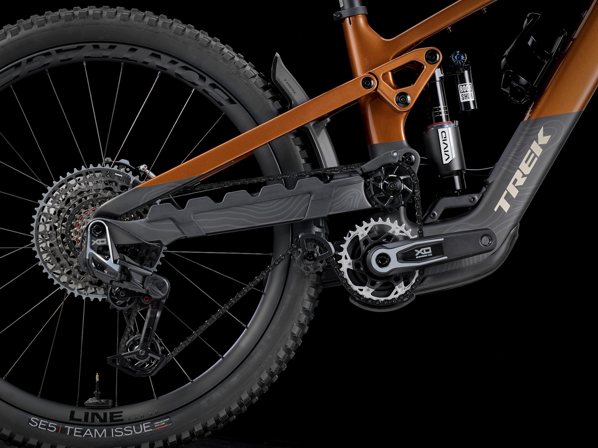 Trek Slash+ 9.9 X0 AXS T-Type alternate angle or component detail on white background