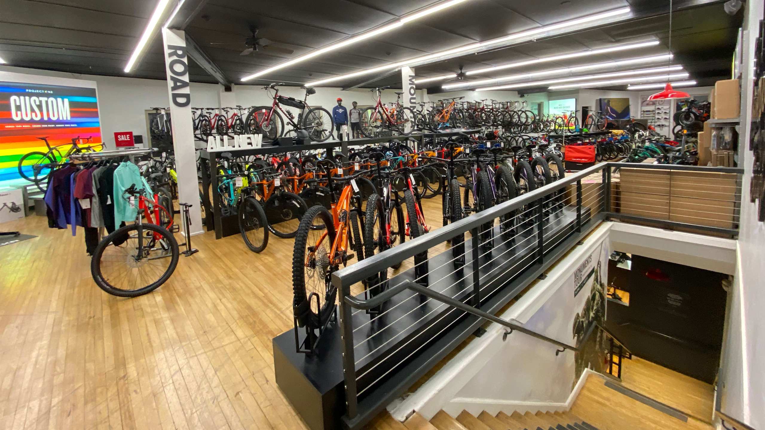 fahrrad gepäckträger hinten 24 zoll Hinten, Aluminiumlegierung Mountainbike Gepäcktrager Fahradgepäckgeträger Schnelle Installation Gepäckträger, für 26 28 Fahrräder 35kg Belastbar Sport & Freizeit Bergsteiger Montreal 24 Zoll Best Seller Farbe des Rahmens:Neon Green