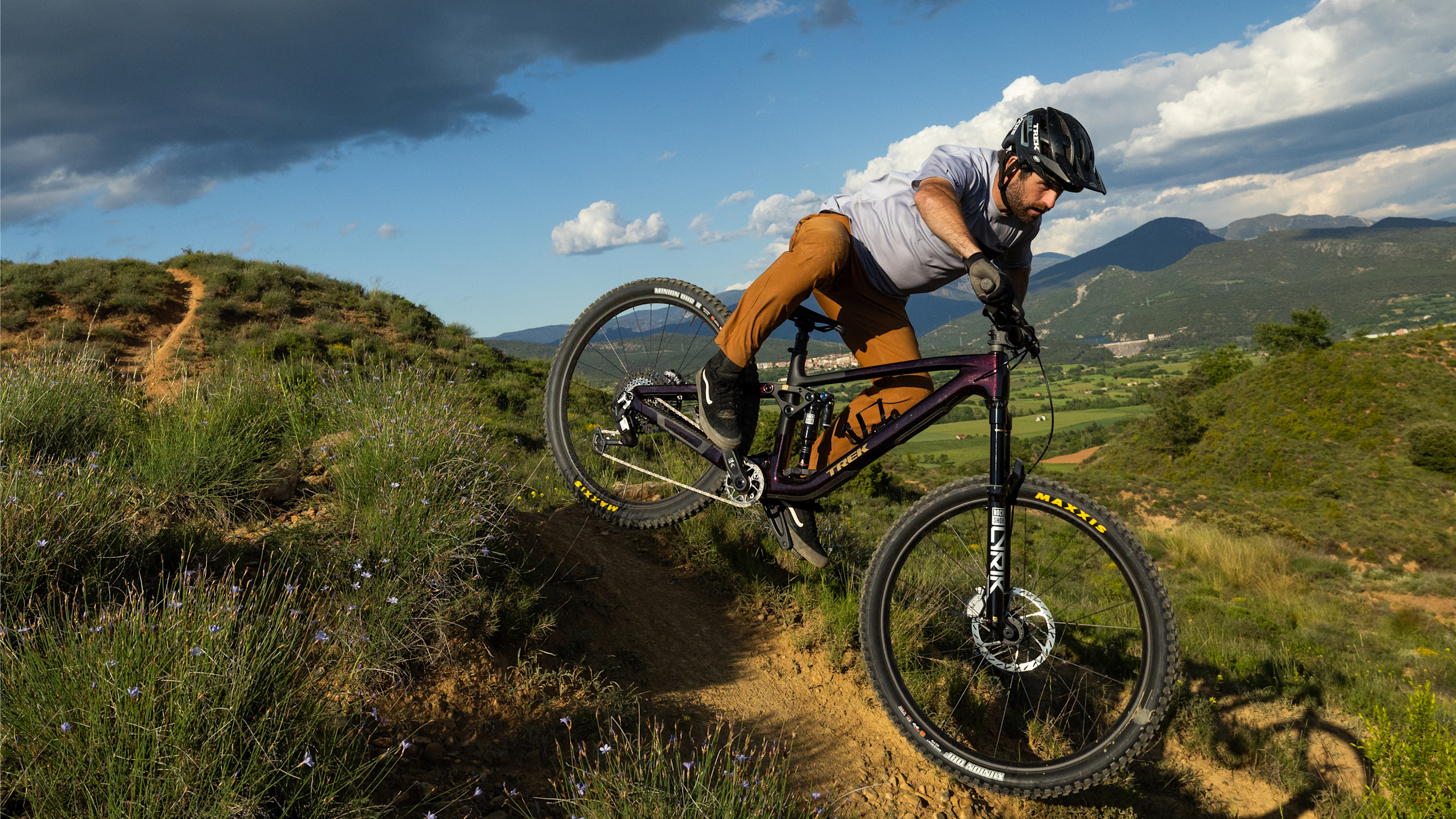 Fuel EX Trail Mountain Bikes Online - Trek Bikes (JP)